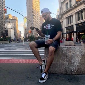 Meet your Posher, Christian